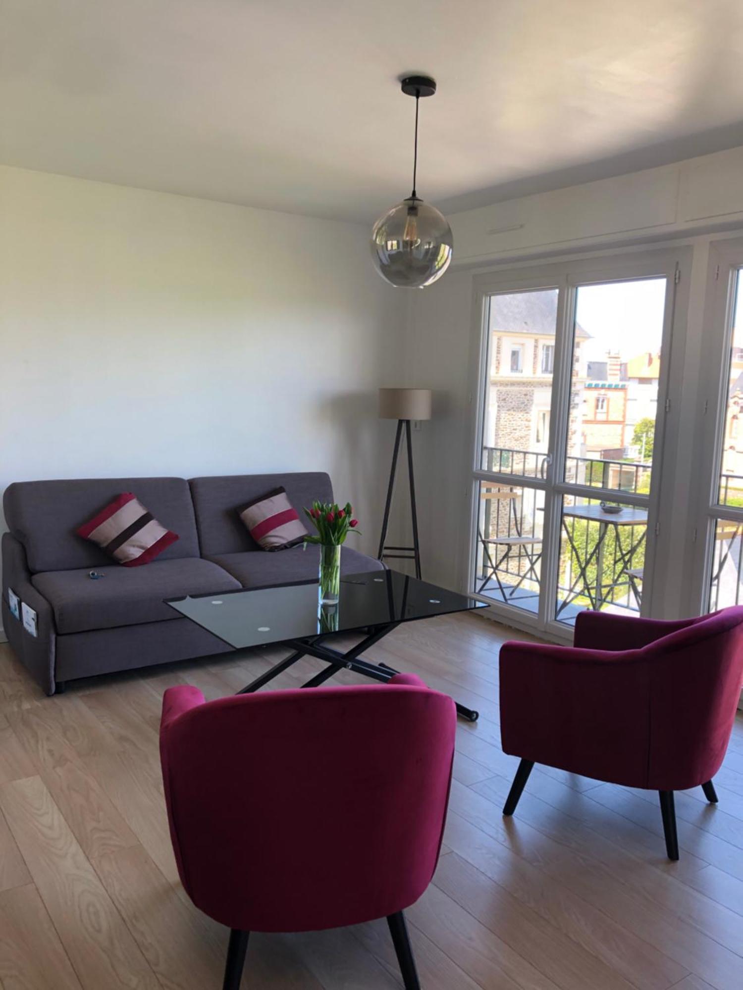 Studio Tout Confort Apercu Mer Dinard Exterior foto